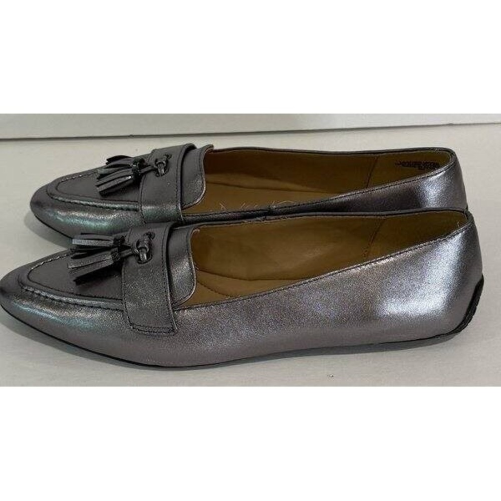 Talbots Francesca Tasseled Metallic Leather Driving Flats Shoes Silver Size 8 - Picture 3 of 11